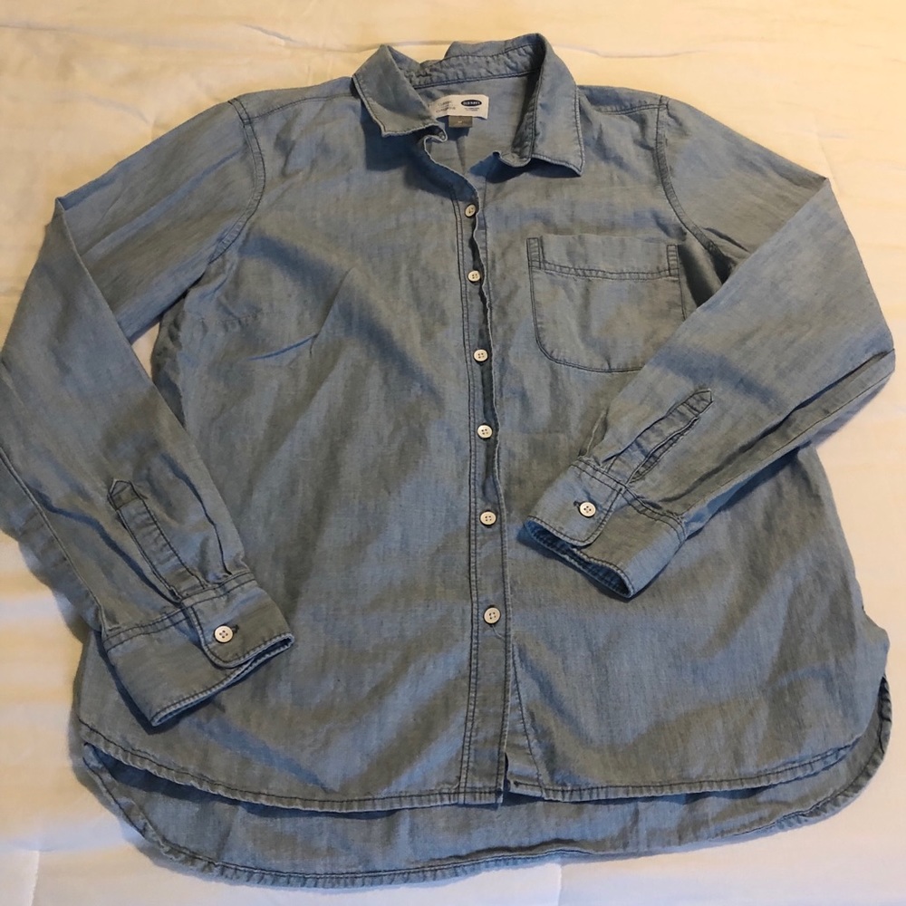 Old Navy Chambray Button Down Top